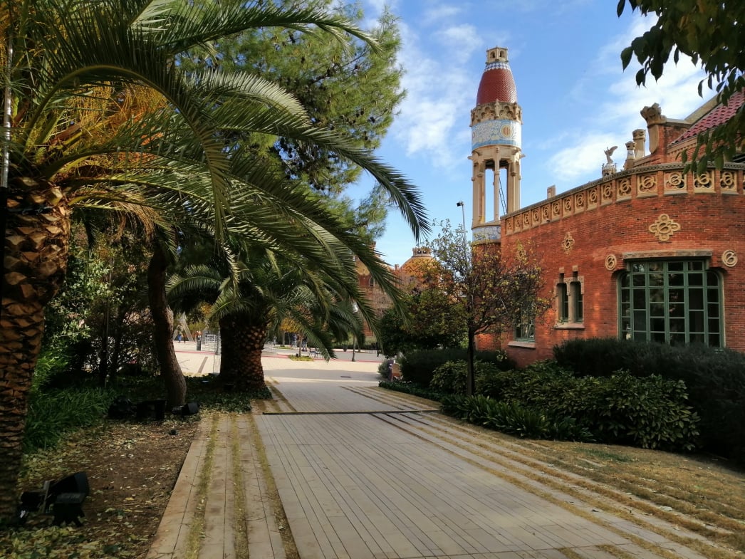 18. Áudioguia de Barcelona. Antigo hospital de la Santa Creu.